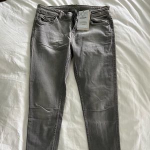 NWT Zara Low Rise Grey Jeans Size 6